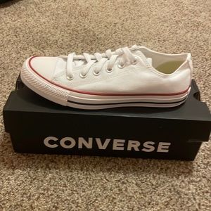 COPY - White low converse.